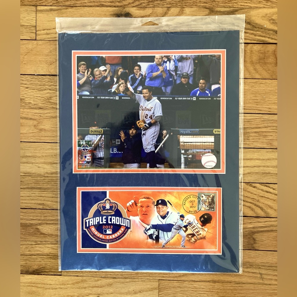 Future Hall of Famer Detroit Tigers Miguel Cabrera 2012 Triple Crown Winner! ⚾️